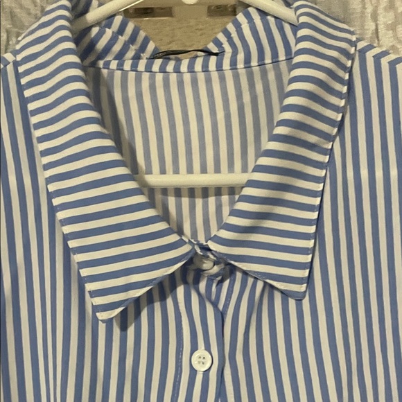 SHEIN Blue Striped Women's Button Down Shirt - Picture 3 of 5